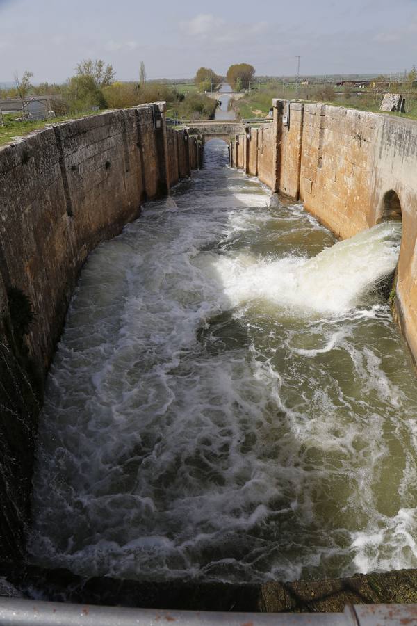 Esclusa del Canal de Castilla en Frómista.