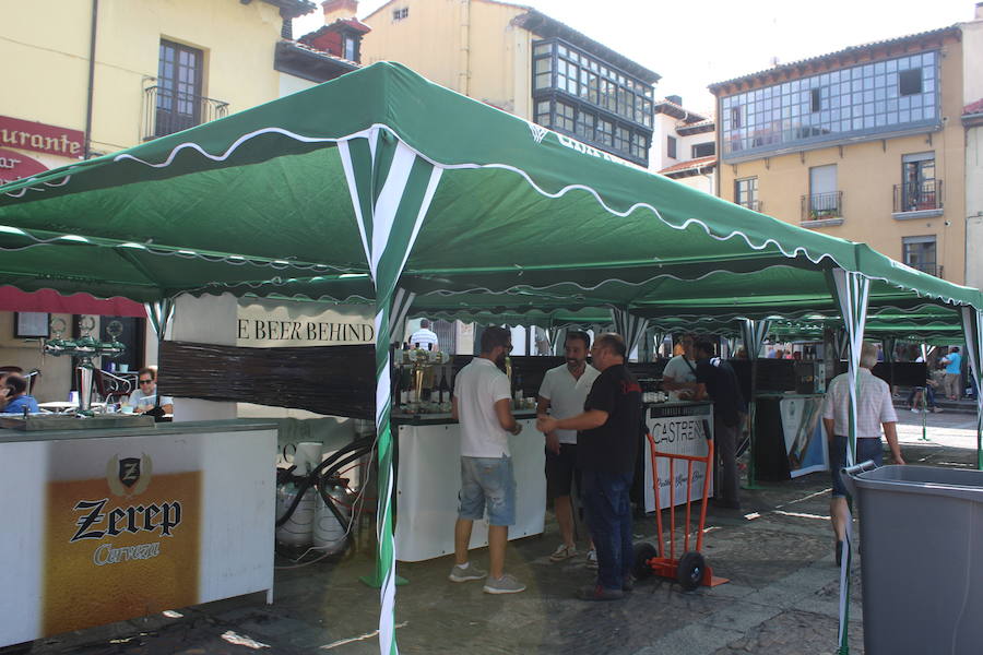 Léon inaugura este fin de semana el primer festival de cerveza artesanal en la plaza San Marcelo. 