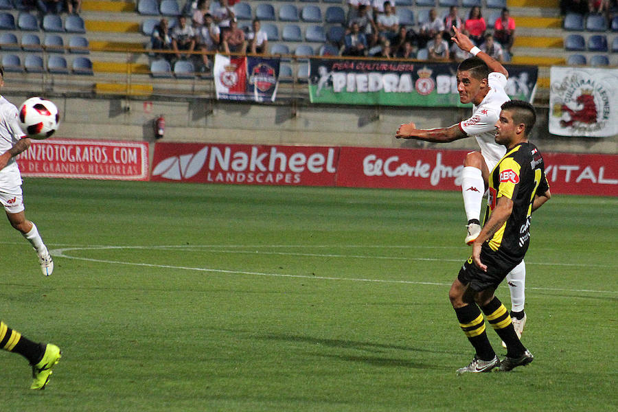 Fotos: Primera victoria de la Cultural