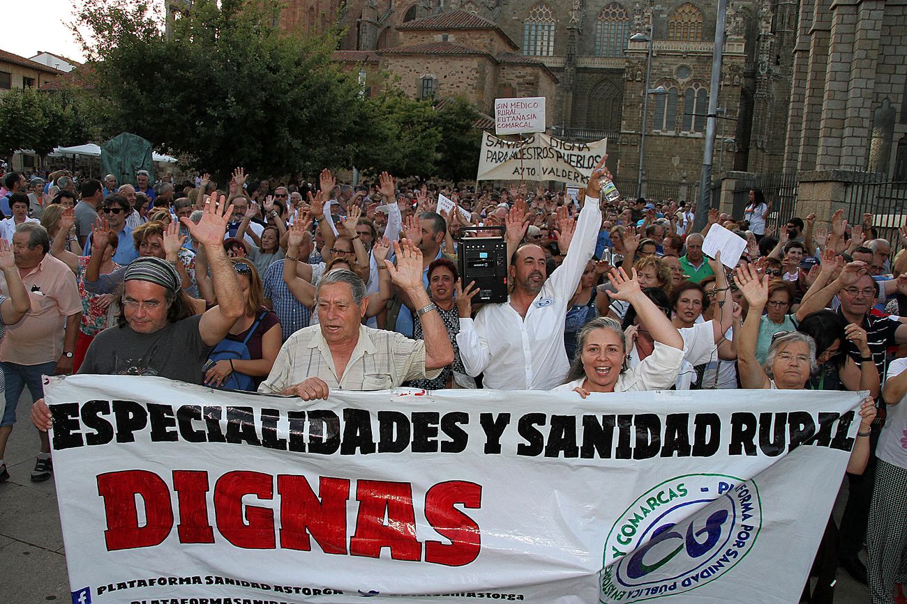 Manifestación en Astorga para defender la sanidad pública en el medio rural