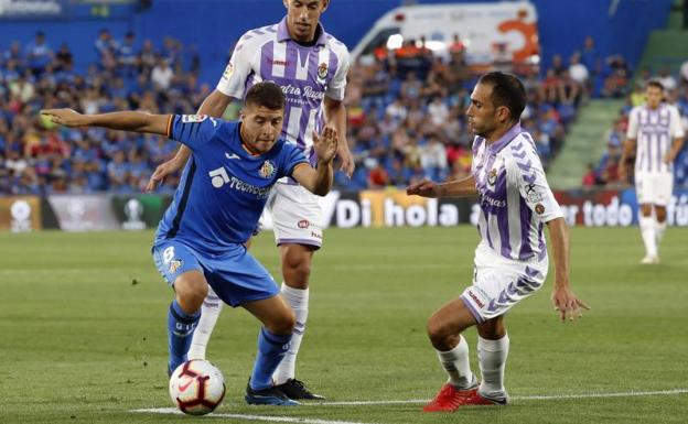 Lance del partido en el Getafe - Valladolid