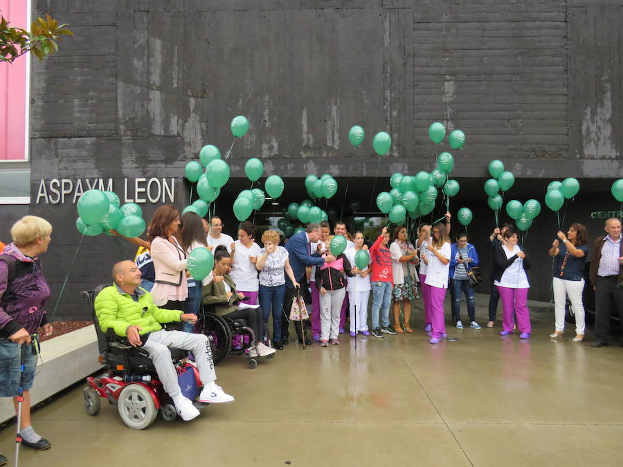 Fotos: Acto de Aspaym en León