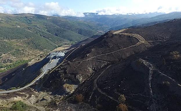 Estado en el que quedó la Cabrera tras el incendio.
