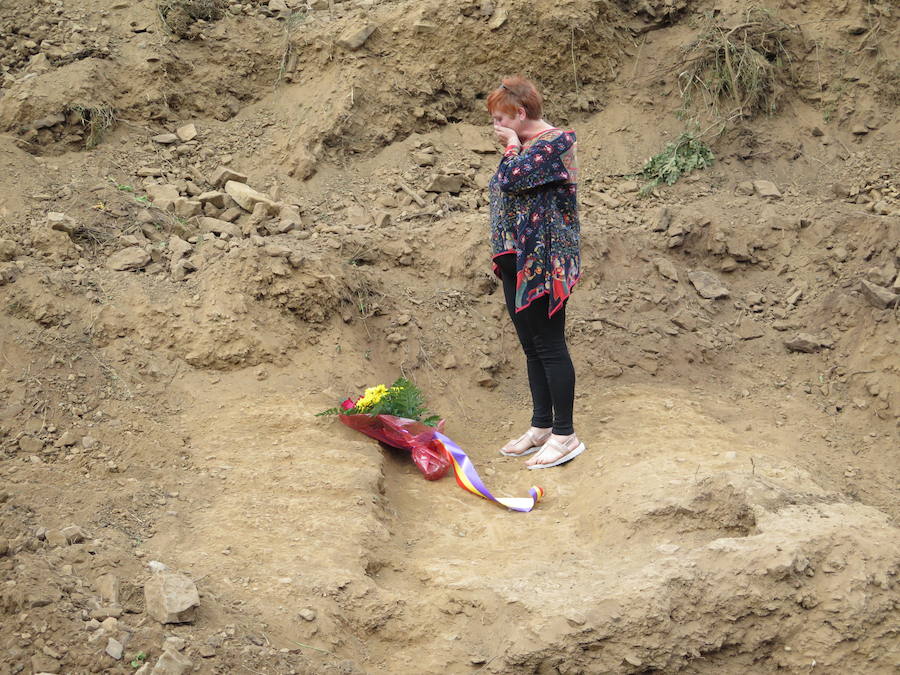 Fotos: Hallazgo de los restos de Francisco Alonso, asesinado en la Guerra Civil en Geras