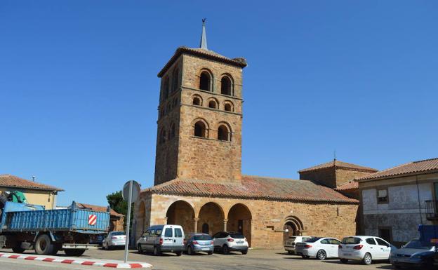 Iglesia de Santa María de Tábara, donde está el centro de interpretación de los beatos.