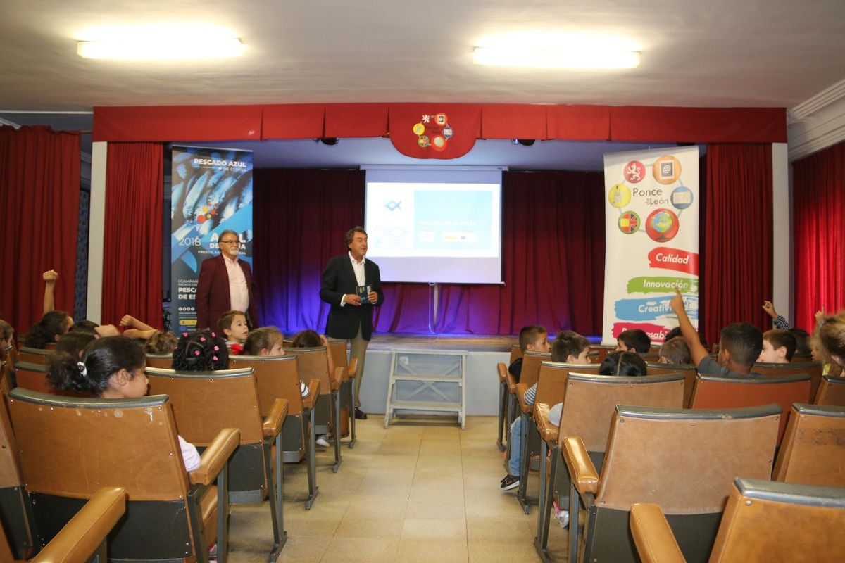 Fotos: El pescado presente en los comedores escolares leoneses