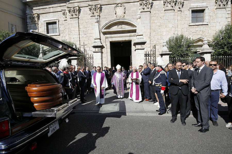 Fotos: Funeral del político leonés David Vázquez