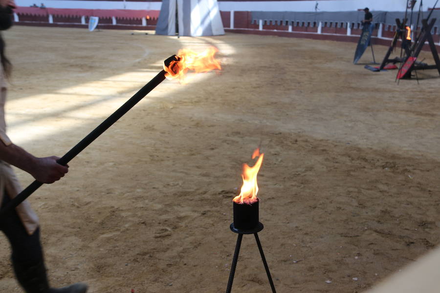 La arena de la Plaza de Toros acoge este año por primera vez la celebración de 'Las Justas Medievales' en honor al patrón