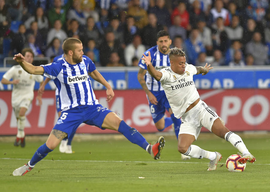 Fotos: Las mejores imágenes del Alavés-Real Madrid