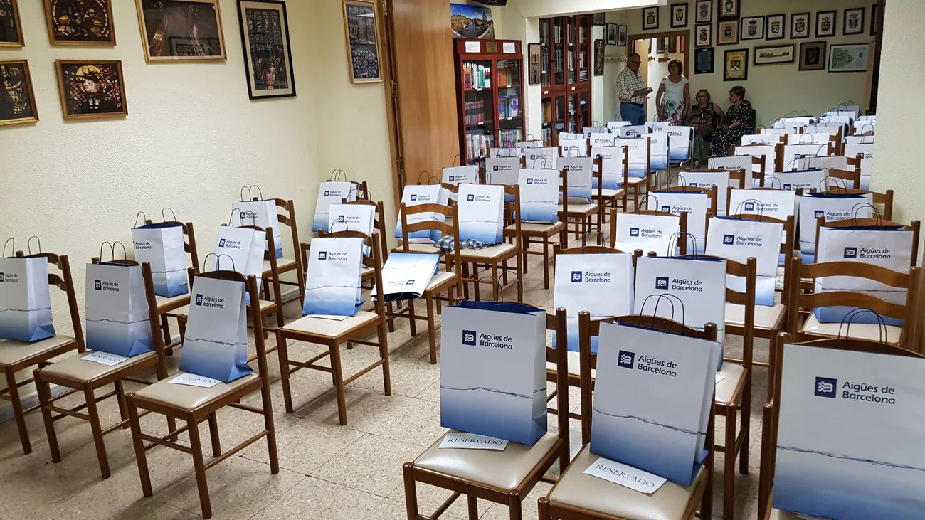 El Centro Leonés en Cataluña conmemora los actos de su patrona con leonoticias como invitado y da cuenta del enorme cariño y sentimiento hacia su tierra | «Esta casa ayuda a que León esté vivo entre nosotros y entre toda la gente y de aquí», aseguran