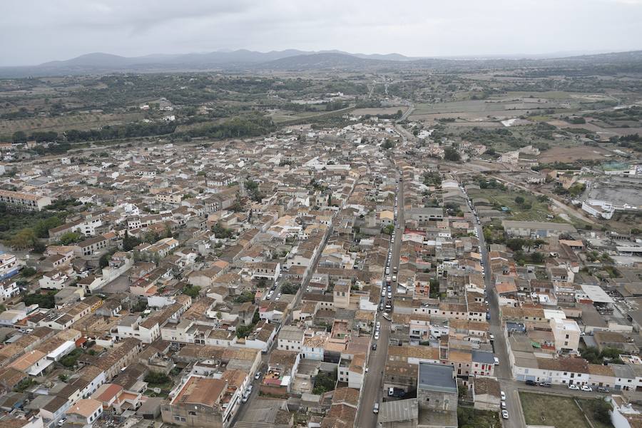 Los efectivos de la UME colaboran en las tareas de recuperación de las zonas afectadas por las inundaciones de Mallorca