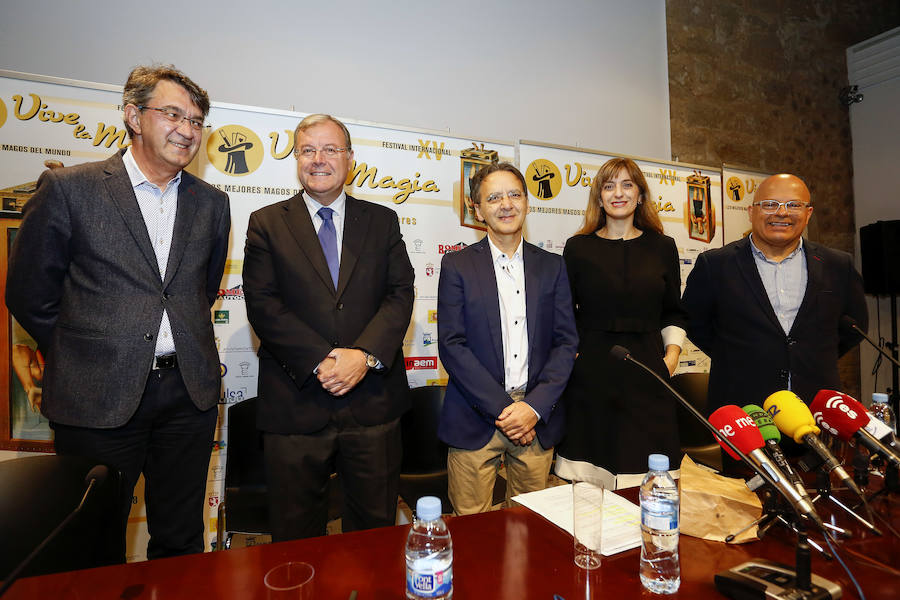 Fotos: Presentación de la XV edición del Festival Internacional &#039;León Vive la Magia&#039;