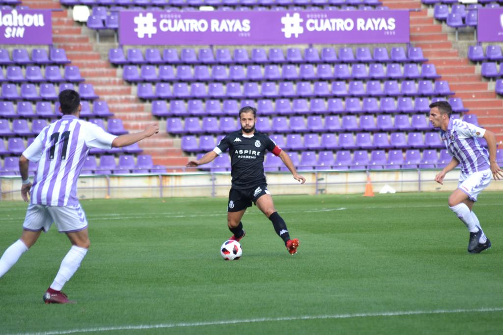 Fotos: Imágenes del choque entre el Valladolid B y la Cultural