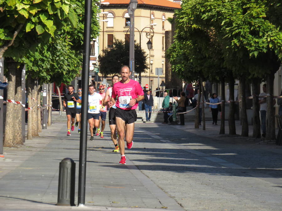 León celebra la carrera 10 kilómetros León, capital española de la gastronomía.