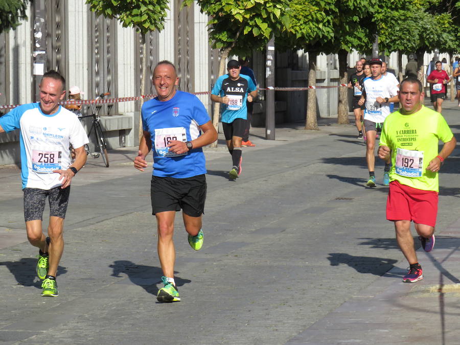 León celebra la carrera 10 kilómetros León, capital española de la gastronomía.