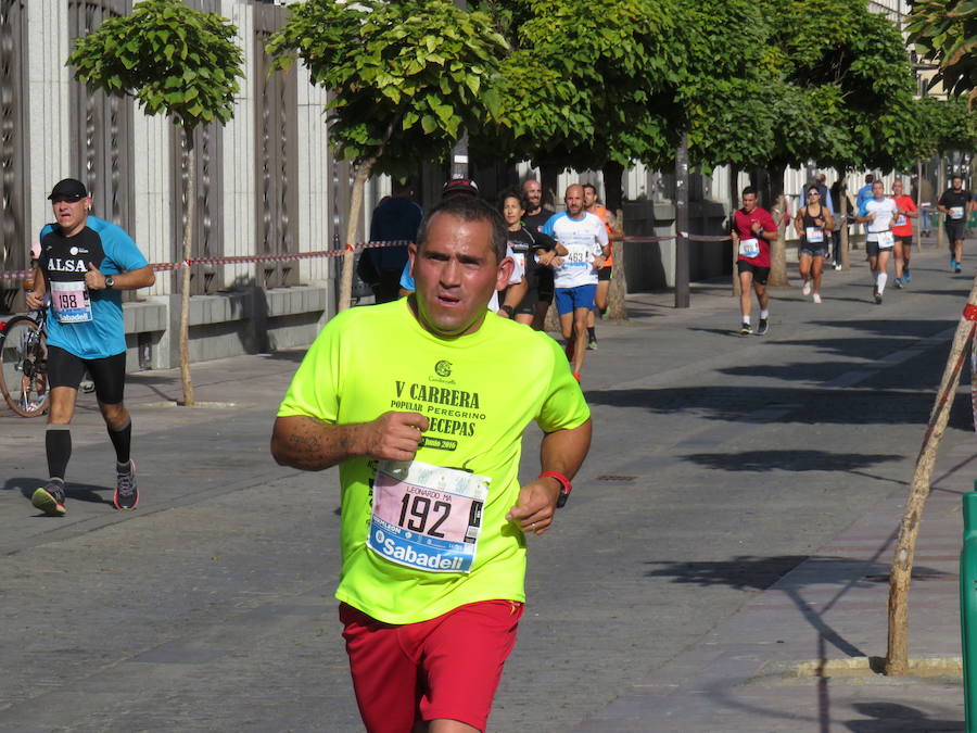 León celebra la carrera 10 kilómetros León, capital española de la gastronomía.