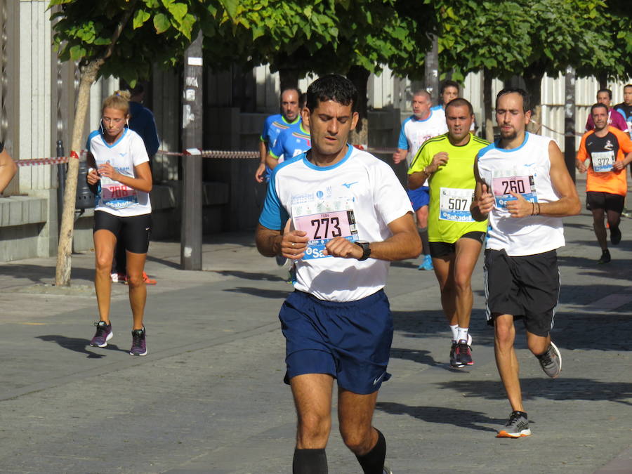 León celebra la carrera 10 kilómetros León, capital española de la gastronomía.