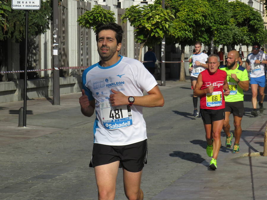 León celebra la carrera 10 kilómetros León, capital española de la gastronomía.