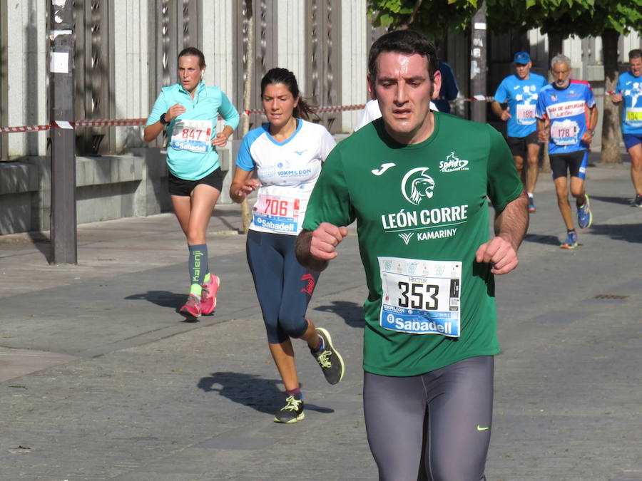 León celebra la carrera 10 kilómetros León, capital española de la gastronomía.