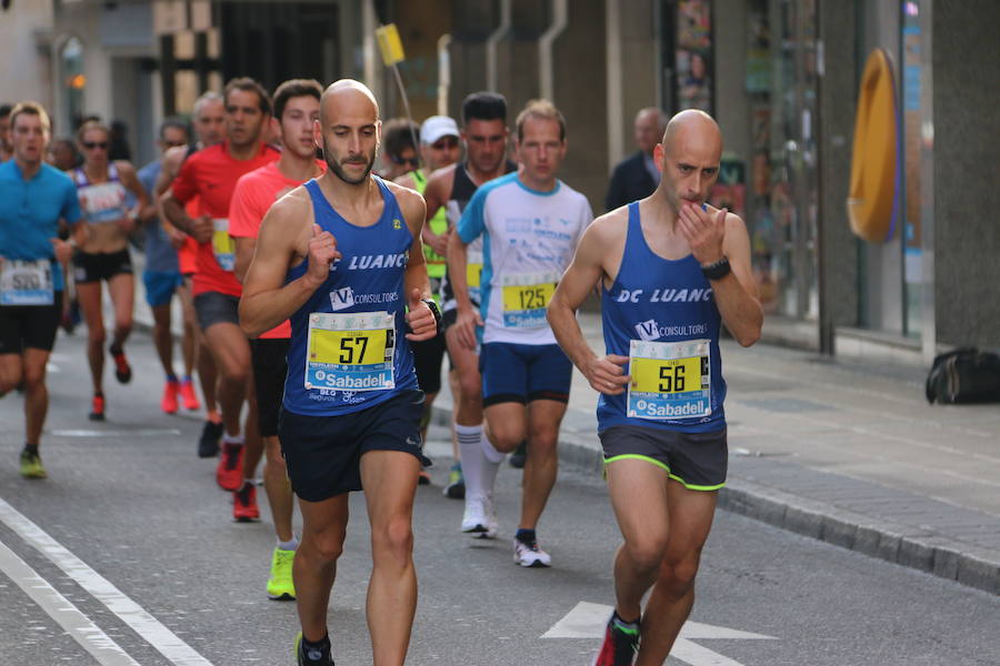 Fotos: Paso de los &#039;10 Kilómetros&#039; por Ordoño II