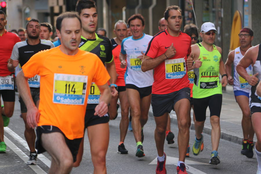 Fotos: Paso de los &#039;10 Kilómetros&#039; por Ordoño II