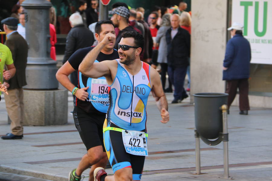 Fotos: Paso de los &#039;10 Kilómetros&#039; por Ordoño II