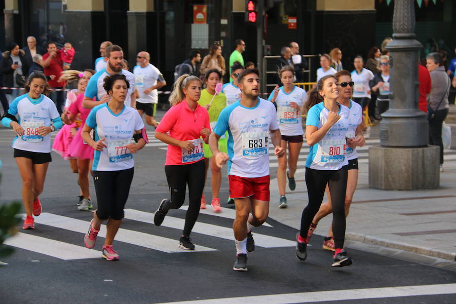 Fotos: Paso de los &#039;10 Kilómetros&#039; por Ordoño II