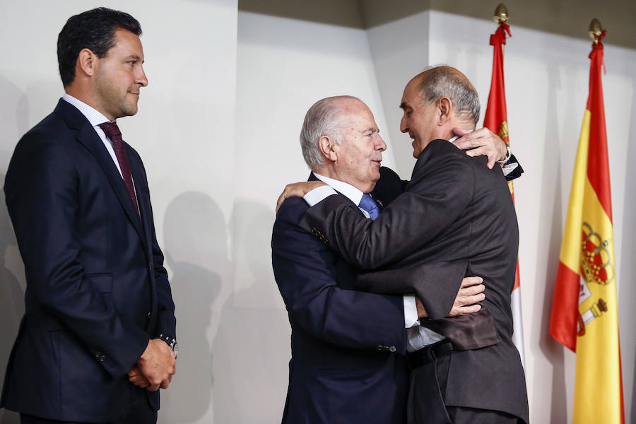 Fotos: Toma de posesión de Tomás Quintana López como Procurador del Común de Castilla y León