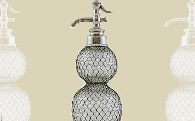 El Museo Etnográfico de León dedica la Pieza del Mes al seltzógeno con una conferencia de la historiadora Luis Traseira