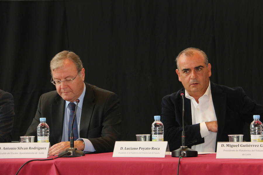 Fotos: León cita al voluntariado nacional en la XXXIII Escuela de Otoño