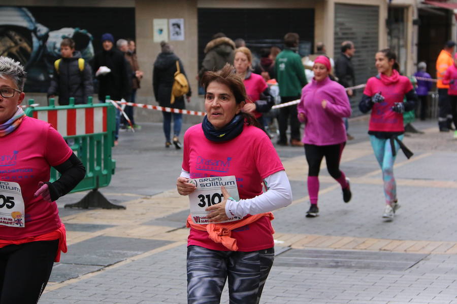 Fotos: Búscate en la Carrera de la Mujer 2018 de León (I)