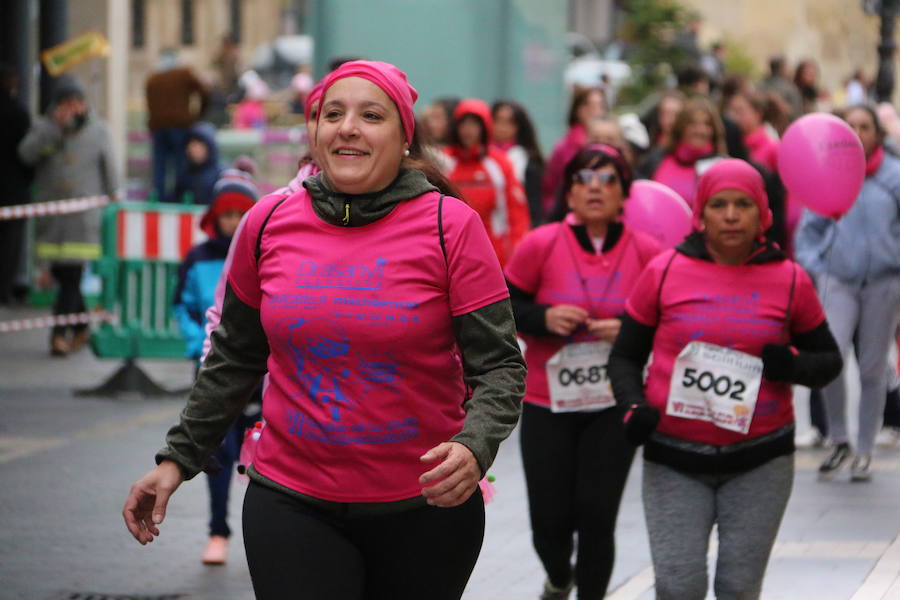 Fotos: Búscate en la Carrera de la Mujer 2018 de León (I)