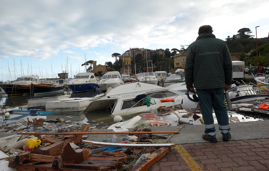 Nueve personas han fallecido en Italia a causa del temporal de fuertes vientos y lluvias torrenciales que mantiene en alerta a varias regiones del país, después de la caída de árboles y el desbordamiento de algunos ríos, según los medios italianos.