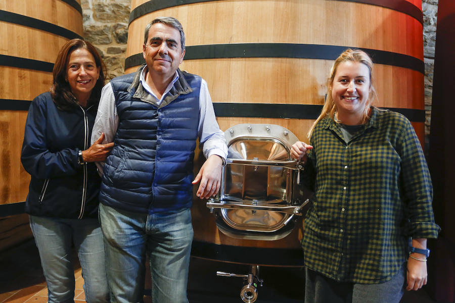 Fotos: Vendimia en los viñedos de la bodega Fuentes del Silencio situada en Herreros de Jamuz