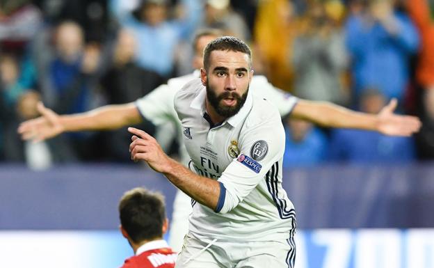 Carvajal durante la Supercopa ante el Sevilla