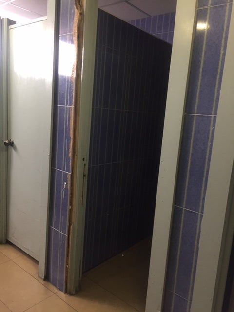 Fotos: UPL exige a la Junta la modernización de la estación de autobuses