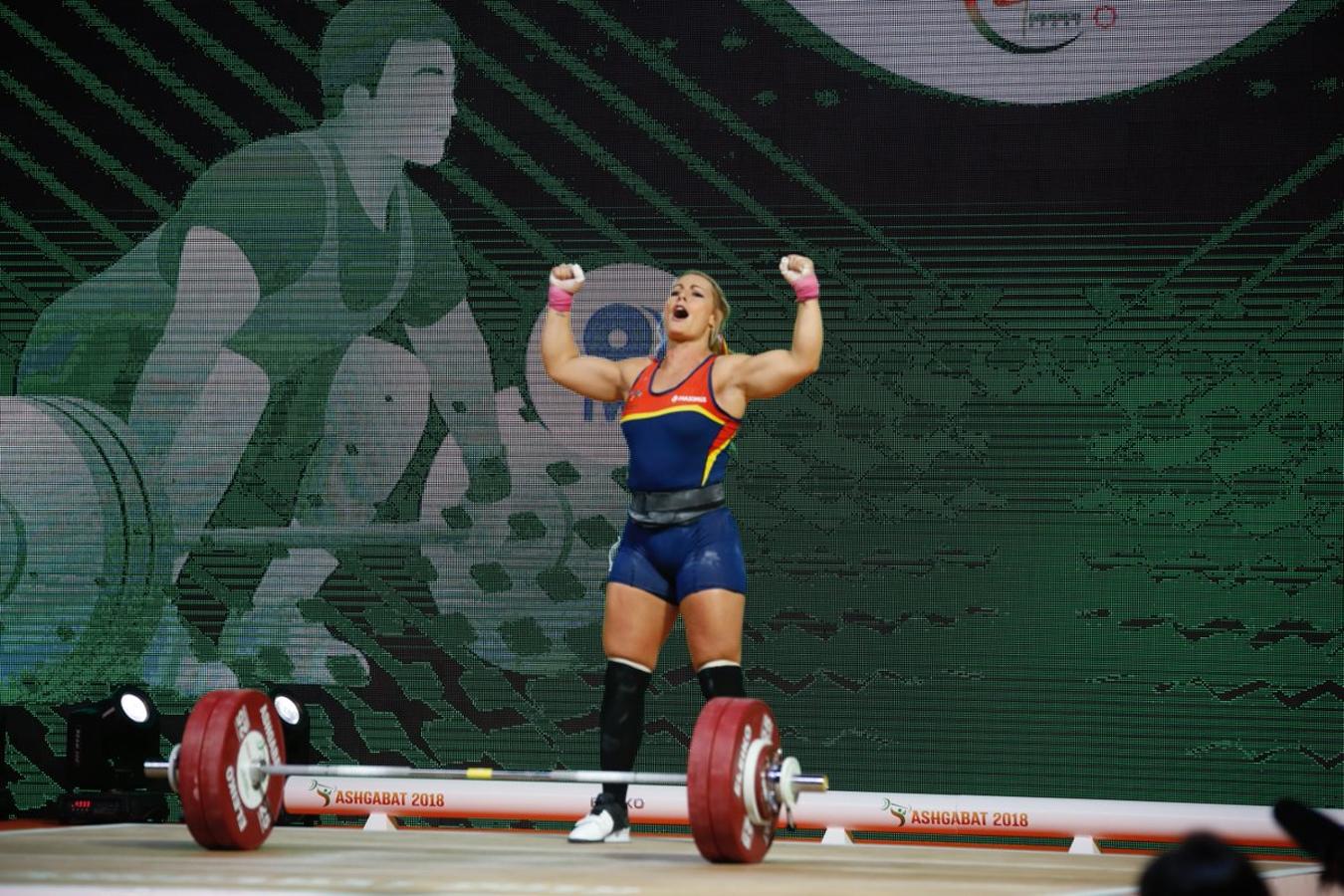 Fotos: Lydia Valentín, en el Campeonato del Mundo de Halterofilia de Turkmenistán