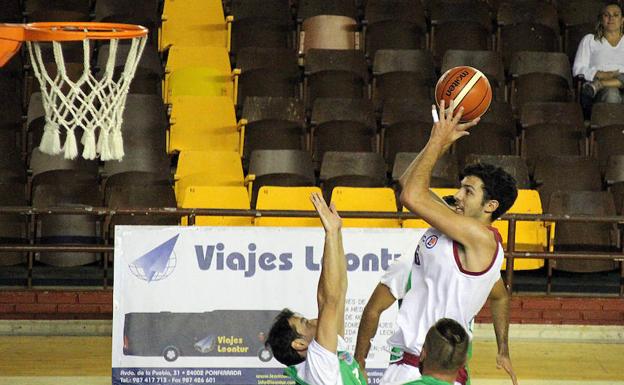 Acción de juego de un partido del Reino de León.