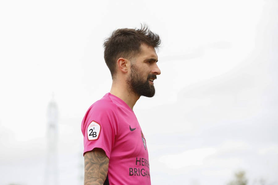 Fotos: Las imágenes de la derrota de la Ponferradina ante Unionistas