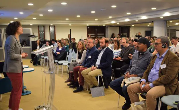 Sonia Castañeda durante el seminario 