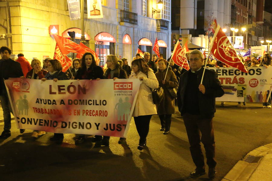 Fotos: Manifestación del 15-N por las calles de León