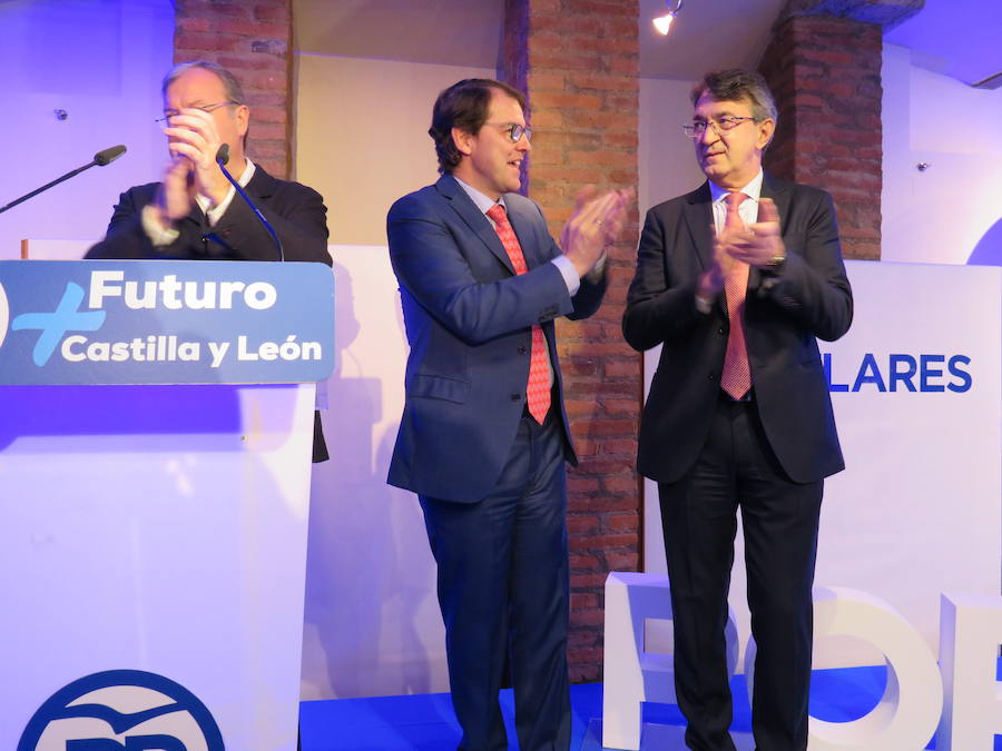 Fotos: La Junta directiva del PP en León se reúne en Botines