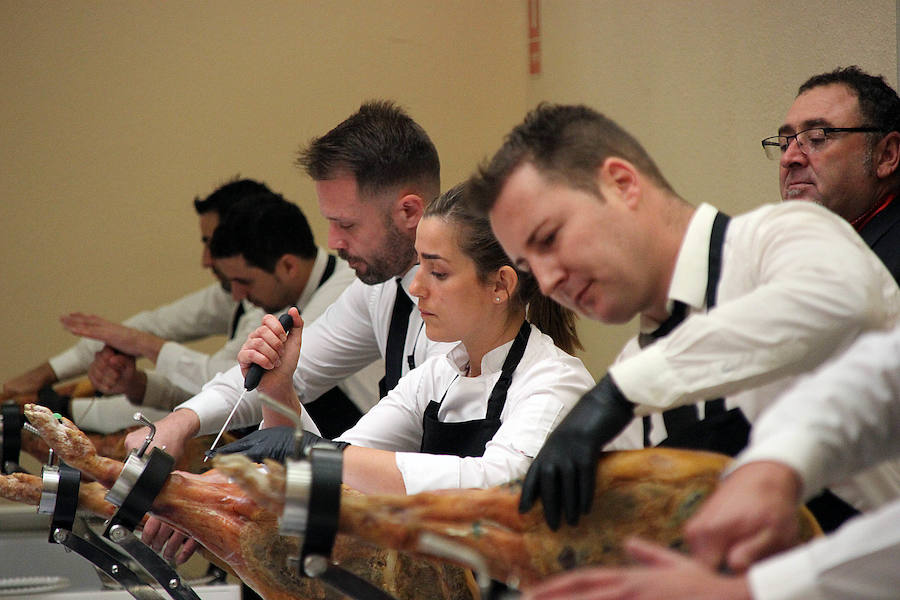 Fotos: IV Concurso Nacional de cortadores de jamón Agustín Risueño