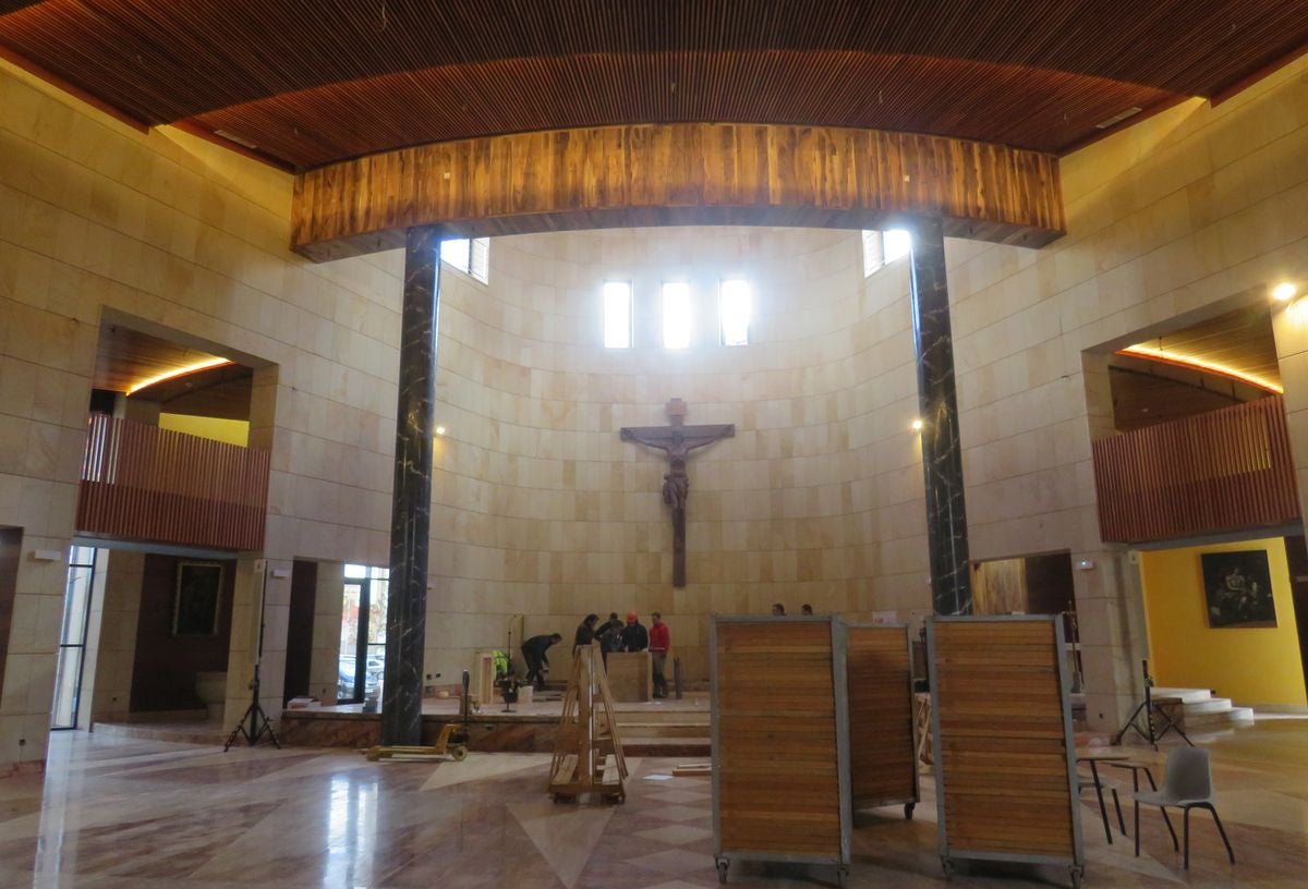 Fotos: El nuevo centro parroquial Nuestra Señora del Rosario de La Lastra