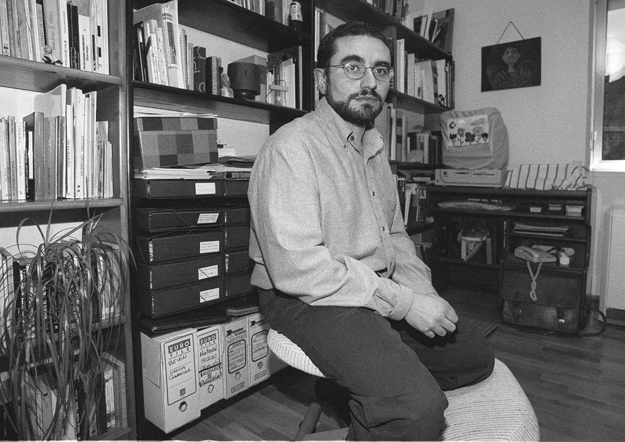 30.12.98 José Manuel de la Huerga, ganador del Premio Móstoles de novela corta.