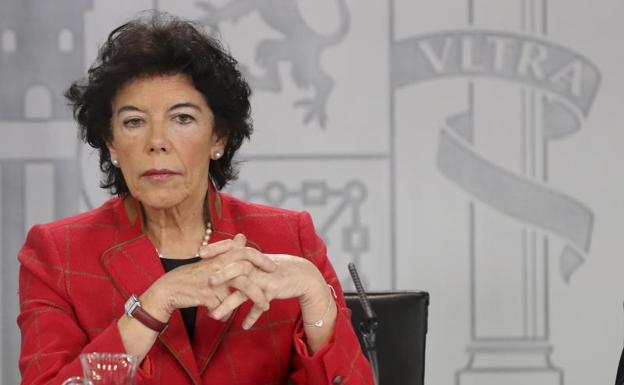 La ministra de Educación y Portavoz del Gobierno, Isabel Celaá. 