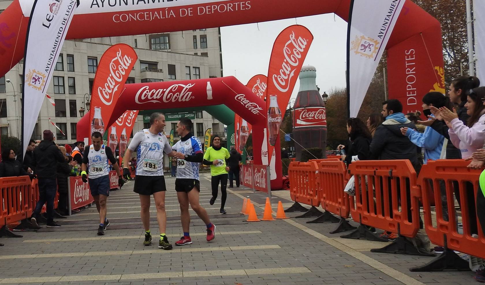 Fotos: Las mejores imágenes de la Carrera de las Empresas (III)