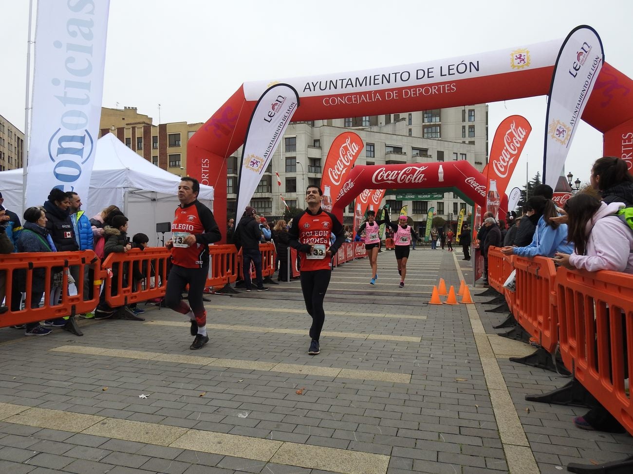 Fotos: Las mejores imágenes de la Carrera de las Empresas (IV)