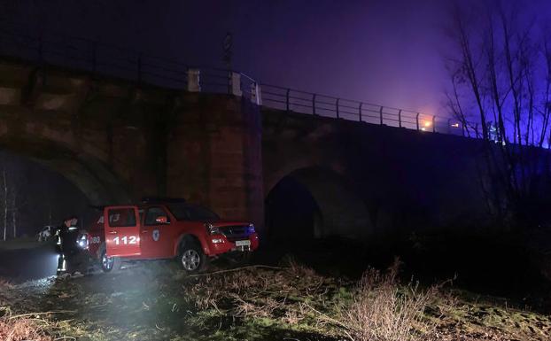 Imagen de Bomberos León en el lugar del suceso.