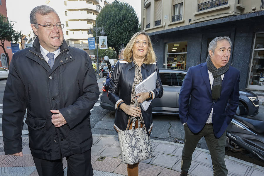 Fotos: Pilar del Olmo interviene en la jornada &#039;León, camino de una reindustrialización necesaria&#039;